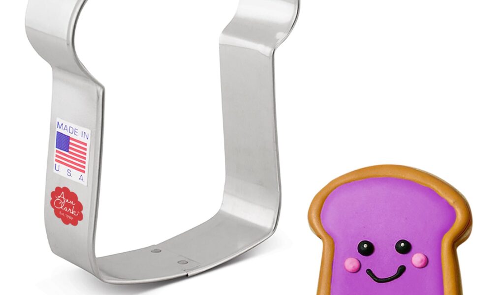 bread cookie cutter