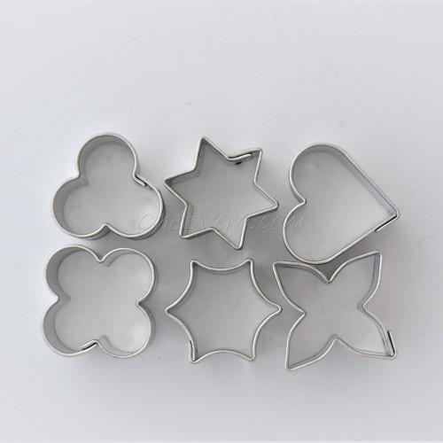 tiny cookie cutters