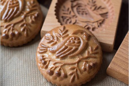 custom cookie molds