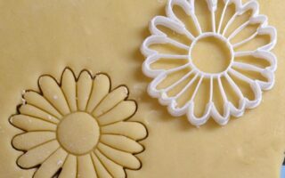 daisy cookie cutter