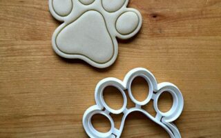 paw shaped cookie cutter